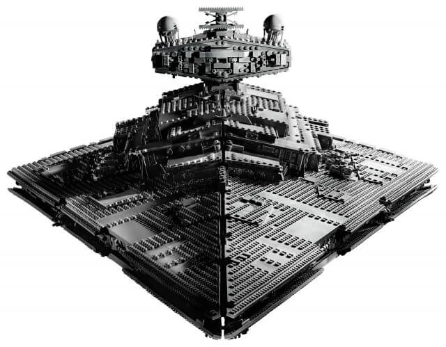 LEGO-Star-Wars-UCS-75252-Imperial-Star-Destroyer-zdWPA-6-640x499.jpg